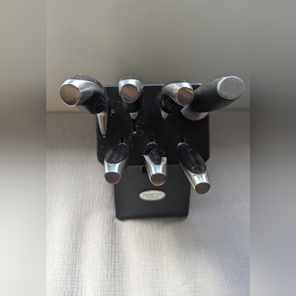 Knife Block with Knives - Picture 4 of 9